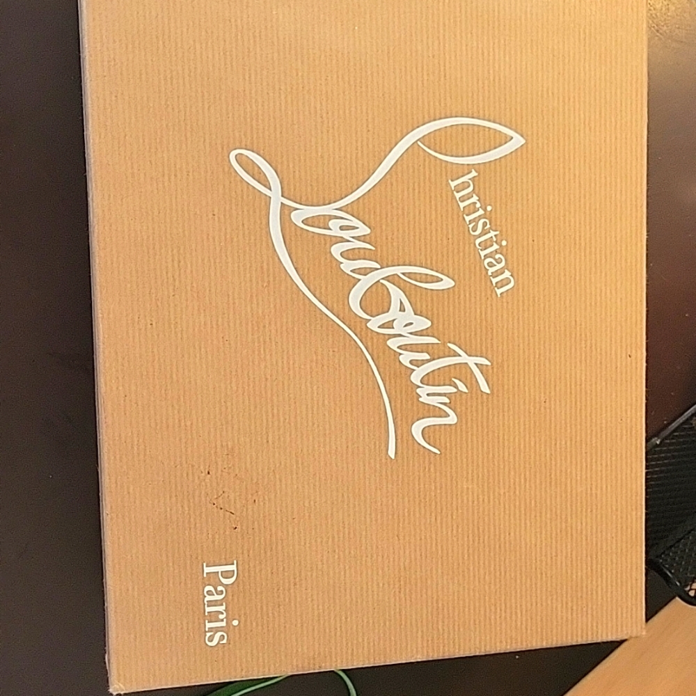 Christian louboutin red bottom shoes, size 10, color iridescent